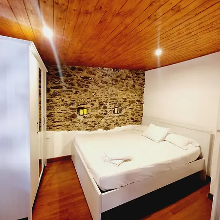 Piso 1 Apartamento *